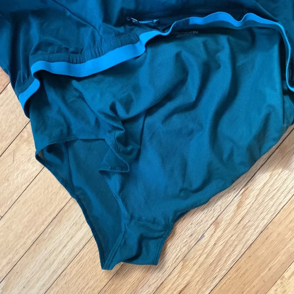 Salomon shorts men’s XL green teal